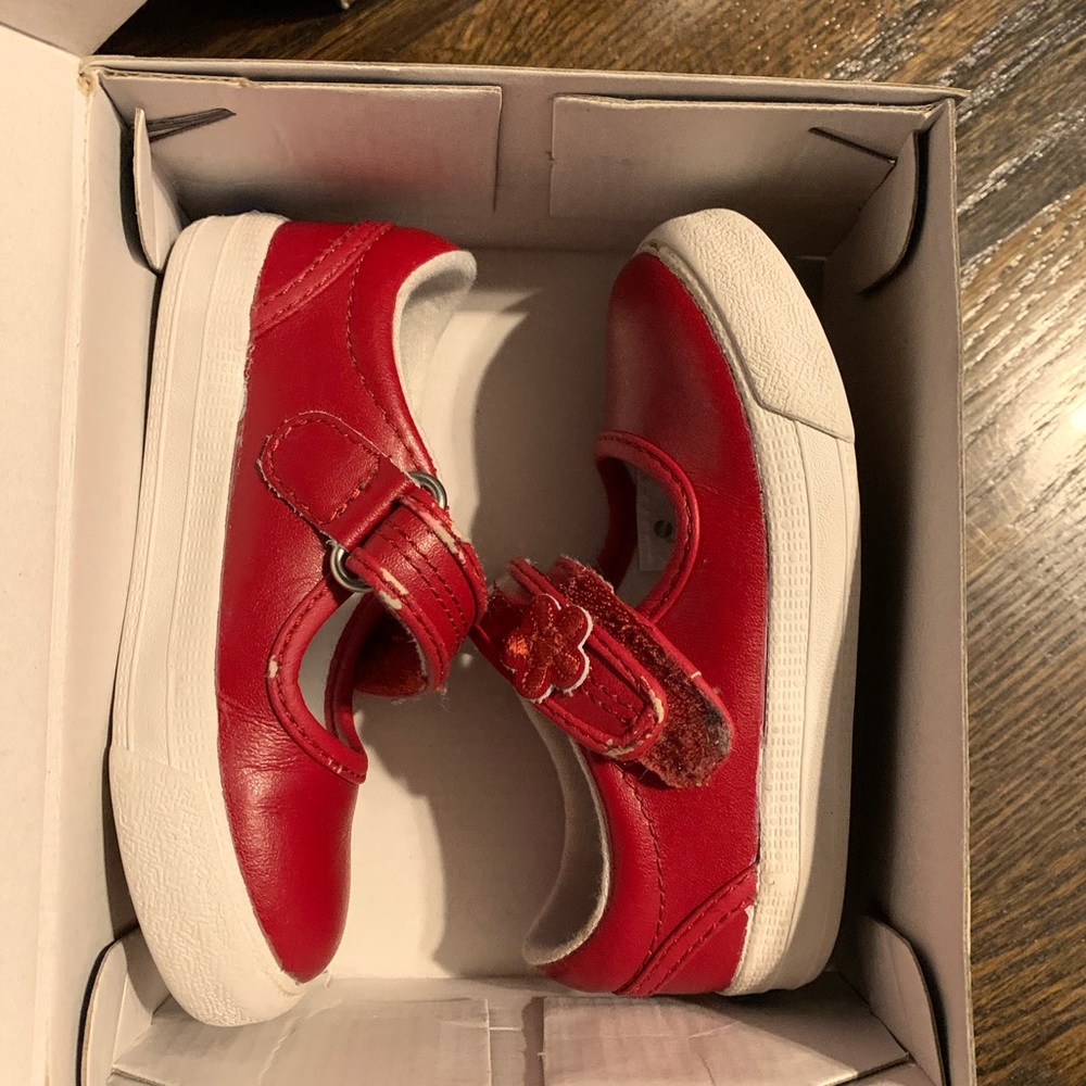 Girls Mary Jane shoes